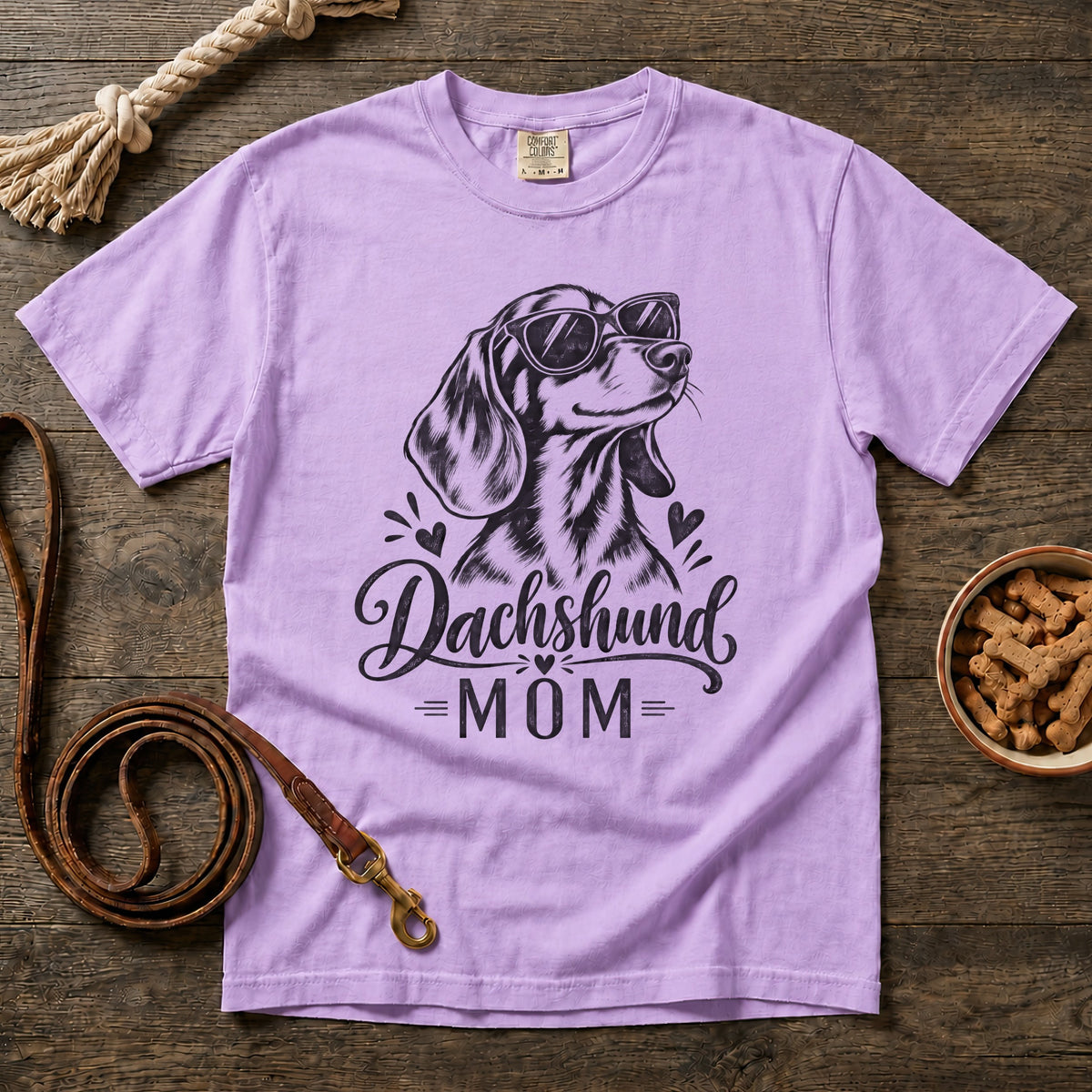 Dachshund Mom T-Shirt